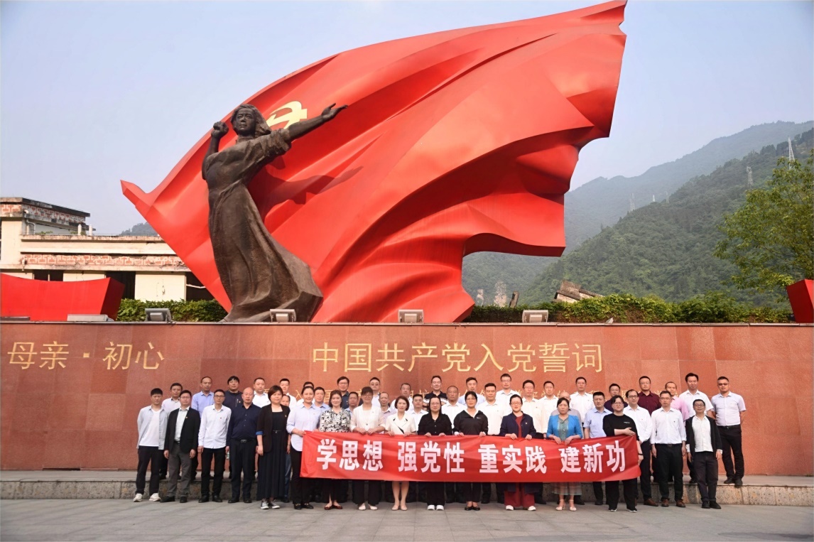 说明: http://www.abtu.edu.cn/__local/2/76/AB/CE23ED277D2B2FDB47D7820762D_C1D80180_E50BF.jpg