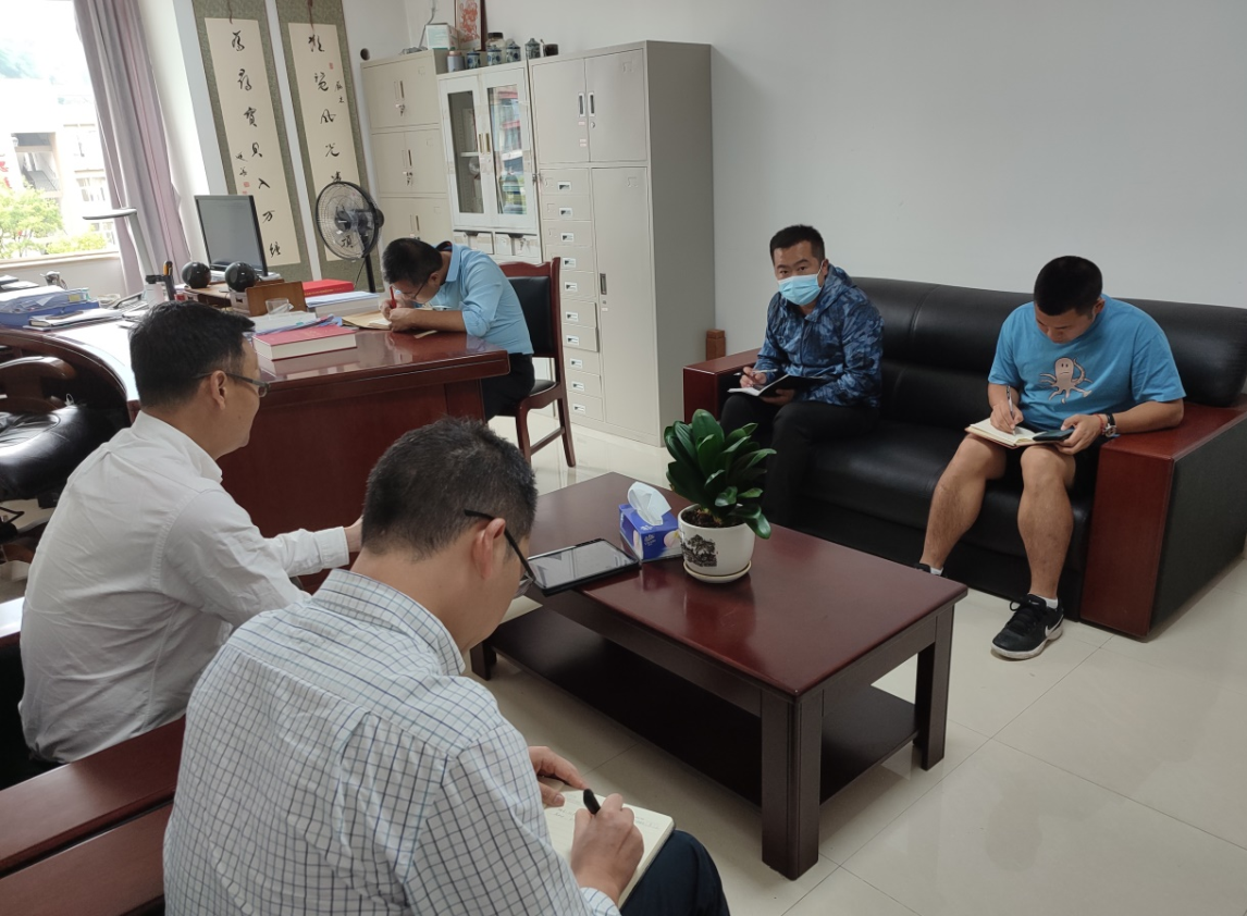 说明: http://www.abtu.edu.cn/__local/C/94/D7/0EBDD0A097425DDCBF89CEEFB44_A40AB3A9_42C969.png