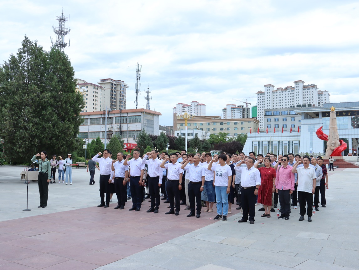 说明: https://news.abtu.edu.cn/__local/5/15/5E/4A3587EB86CCA584881B4E3FC85_2401F999_8CD49A.jpg